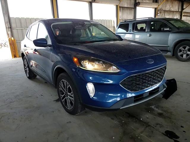 2022 Ford Escape - Image 11