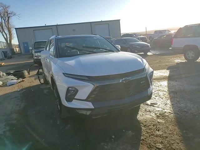 2023 Chevrolet Blazer - Image 15