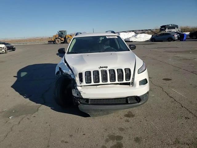 2017 Jeep Grand Cherokee - Image 11