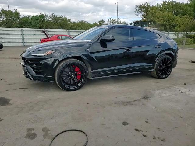 2019 Lamborghini Urus - Image 12