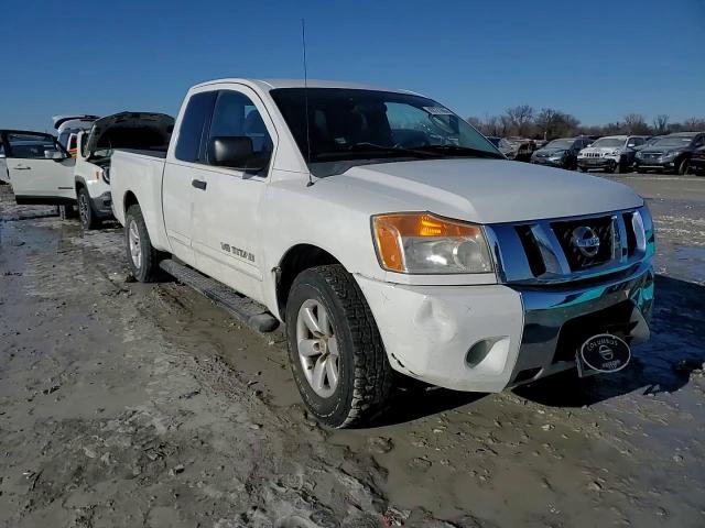 2010 Nissan Titan - Image 10