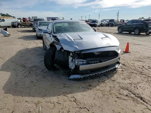2022 Ford Mustang - Image 11
