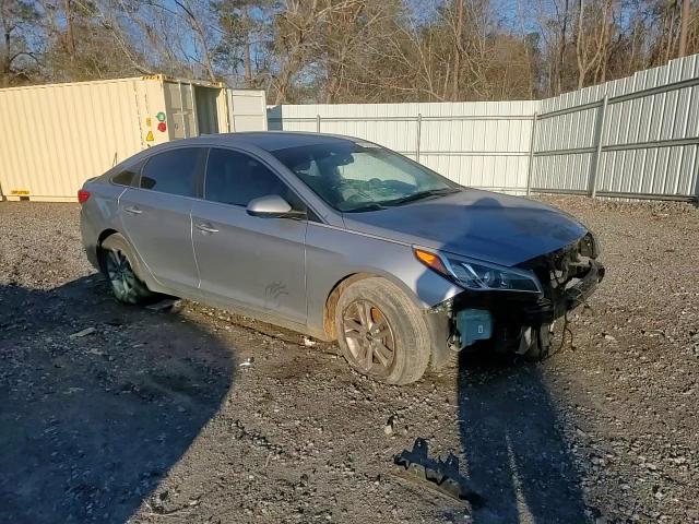 2016 Hyundai Sonata - Image 10