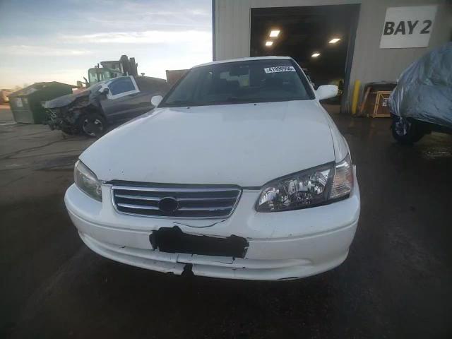 2001 Toyota Camry - Image 13
