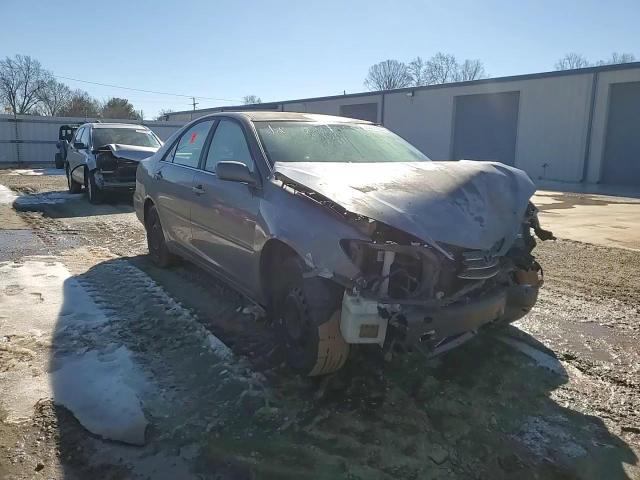 2004 Toyota Camry - Image 11