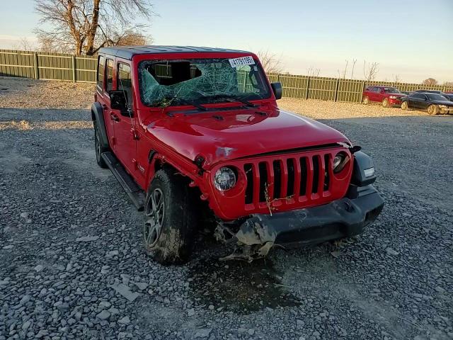 2018 Jeep Wrangler - Image 11
