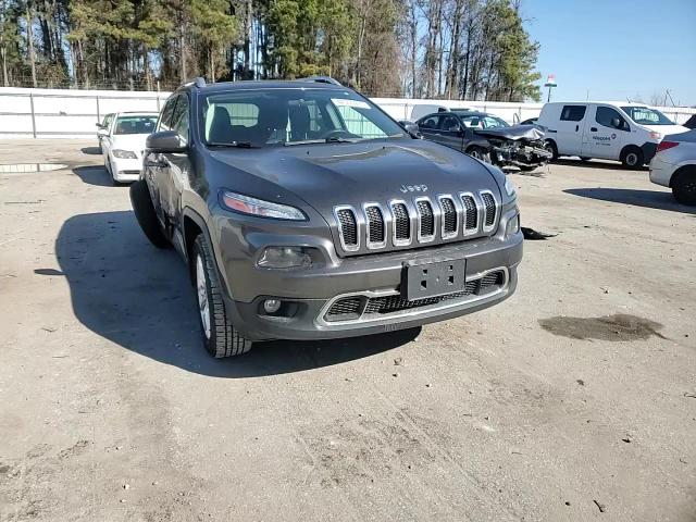2015 Jeep Grand Cherokee - Image 11