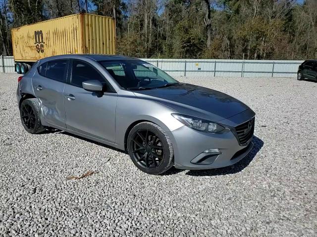2015 Mazda 3 - Image 14