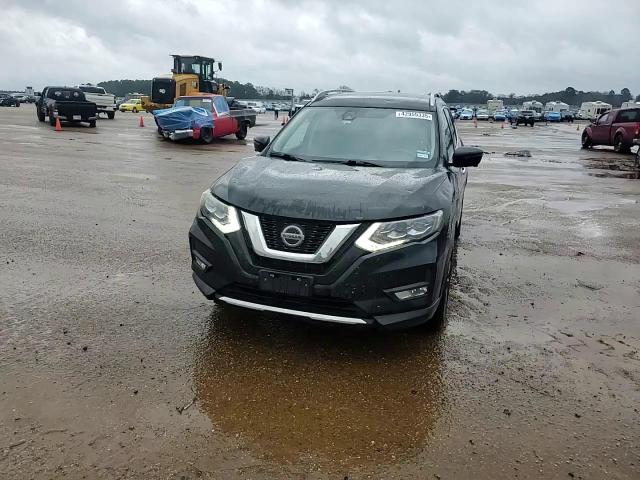 2018 Nissan Rogue - Image 11