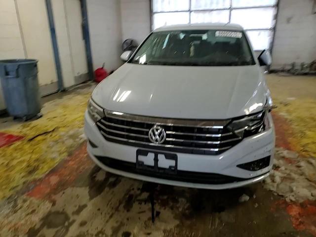 2019 Volkswagen Jetta - Image 11