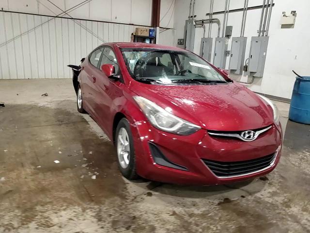 2015 Hyundai Elantra - Image 13