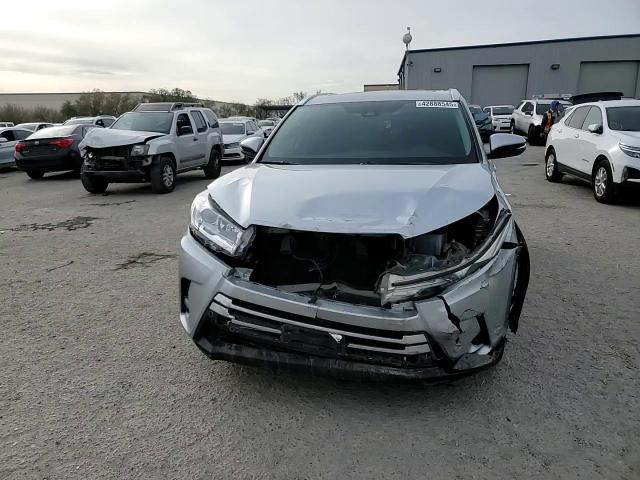 2018 Toyota Highlander - Image 14