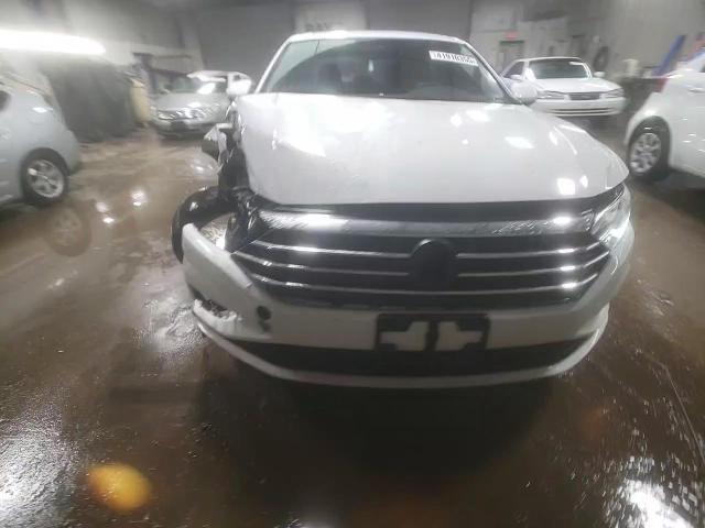 2021 Volkswagen Jetta - Image 13
