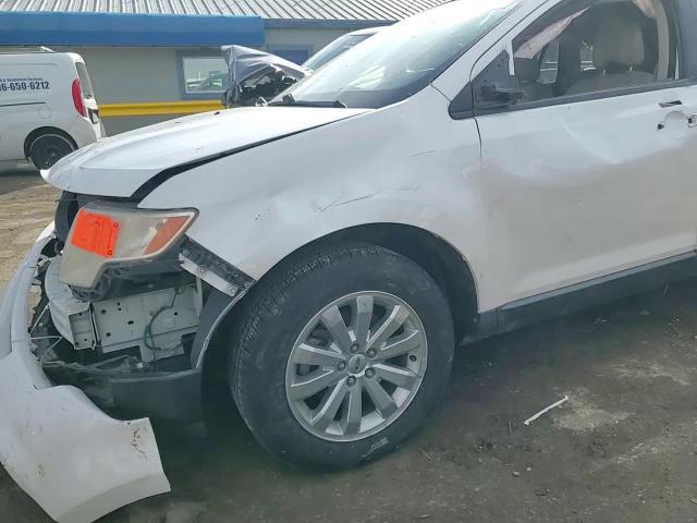 2010 Ford Edge - Image 12