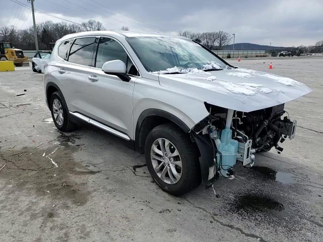 2019 Hyundai Santa Fe - Image 11