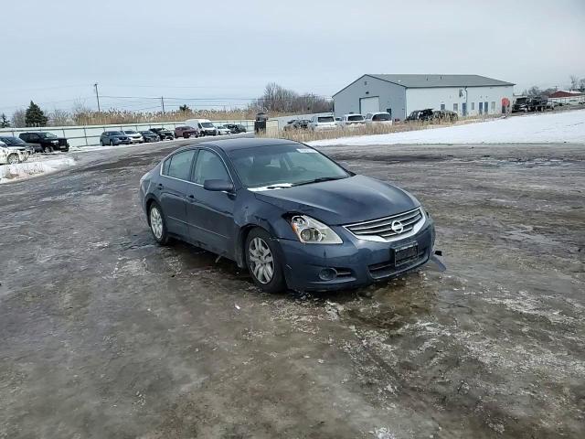 2010 Nissan Altima - Image 11