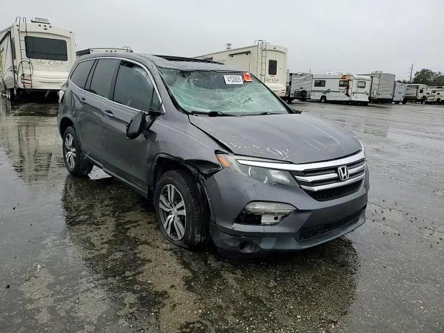 2017 Honda Pilot - Image 12
