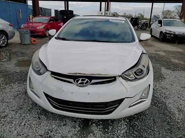 2015 Hyundai Elantra - Image 13