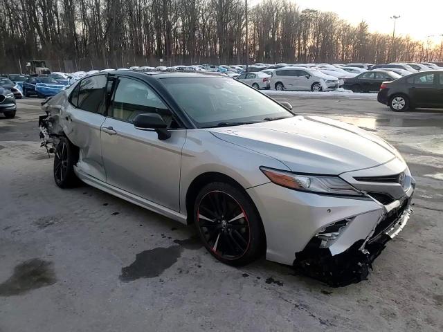2018 Toyota Camry - Image 13