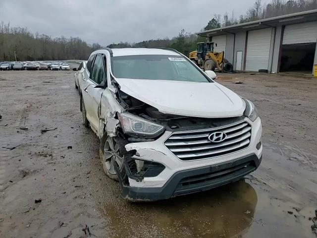 2014 Hyundai Santa Fe - Image 11