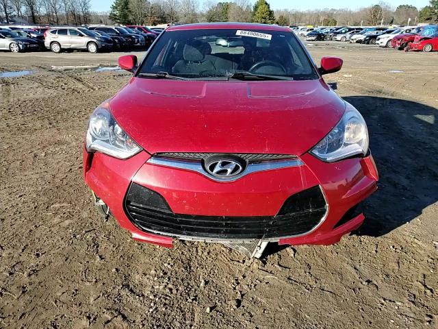 2017 Hyundai Veloster - Image 11