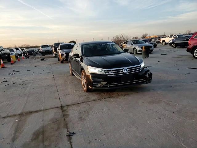 2017 Volkswagen Passat - Image 14