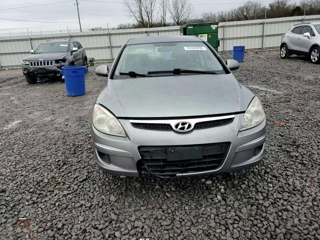 2012 Hyundai Elantra - Image 10