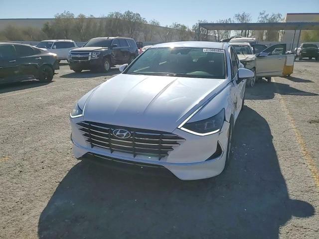 2021 Hyundai Sonata - Image 13