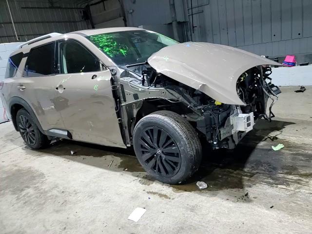 2024 Nissan Pathfinder - Image 11