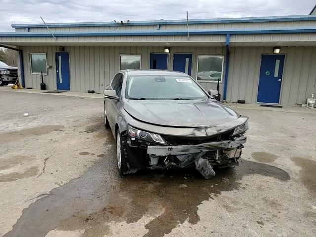 2017 Chevrolet Impala - Image 13