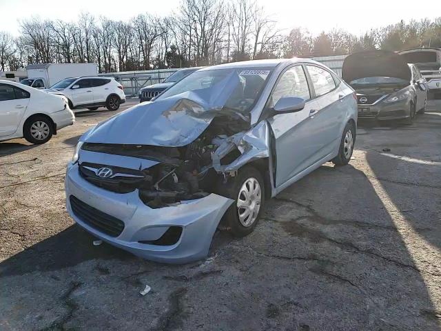 2014 Hyundai Accent - Image 11