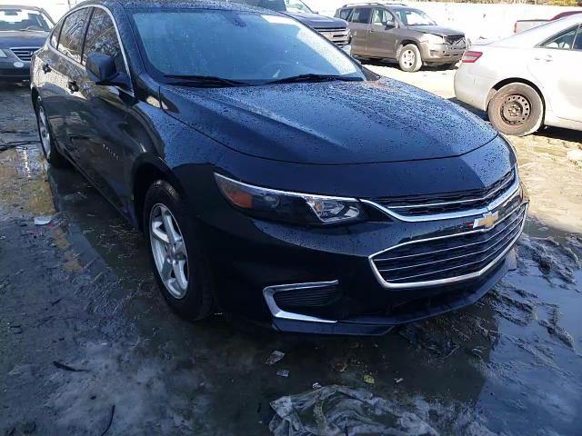2017 Chevrolet Malibu - Image 13