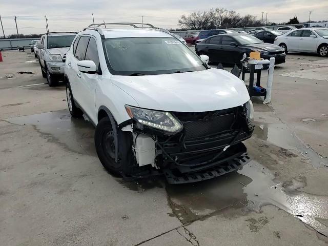 2016 Nissan Rogue - Image 11