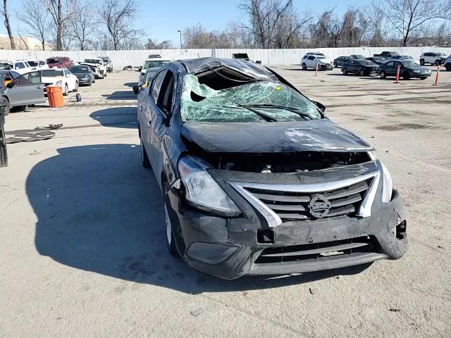 2017 Nissan Versa - Image 10