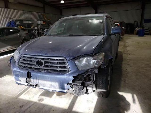 2010 Toyota Highlander - Image 12