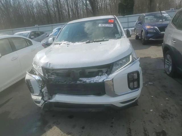 2020 Mitsubishi Outlander - Image 11