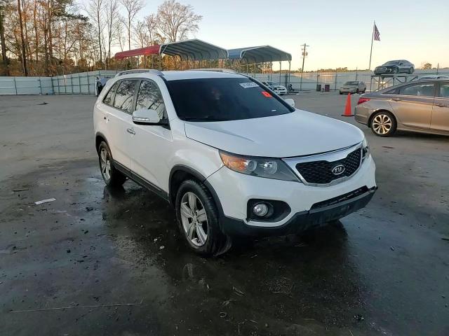 2013 Kia Sorento - Image 14