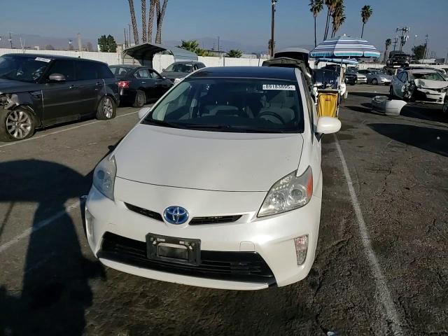 2013 Toyota Prius - Image 11