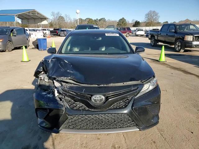 2018 Toyota Camry - Image 11