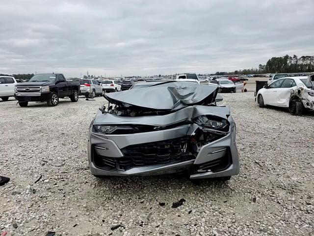 2023 Chevrolet Camaro - Image 13