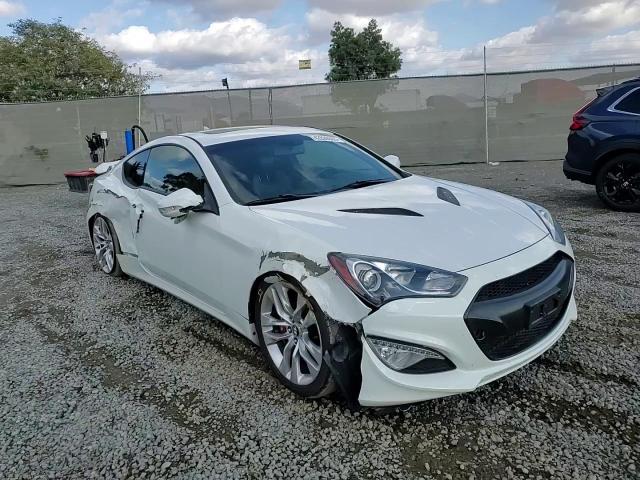 2013 Hyundai Genesis - Image 11