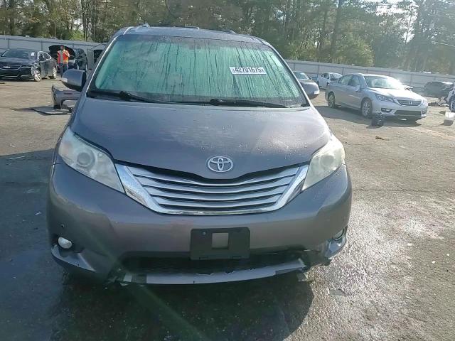 2014 Toyota Sienna - Image 15