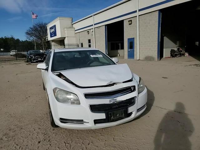 2011 Chevrolet Malibu - Image 10