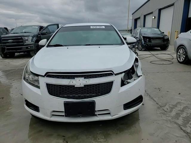 2012 Chevrolet Cruze - Image 13