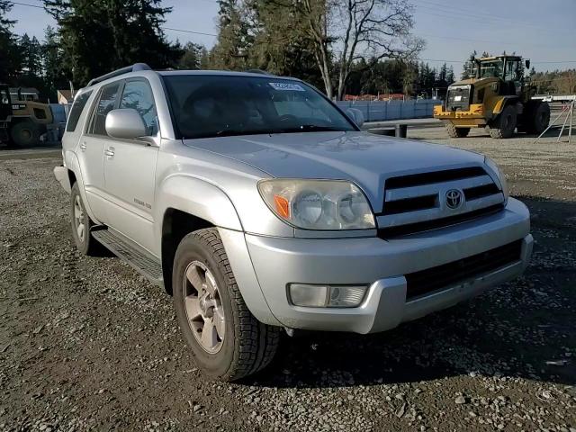 2005 Toyota 4Runner - Image 11