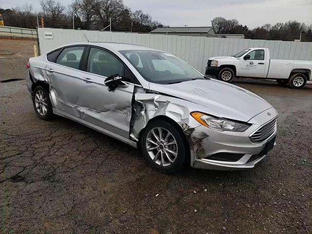 2017 Ford Fusion - Image 10