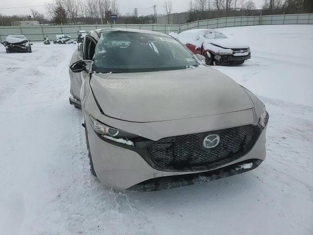 2022 Mazda 3 - Image 11
