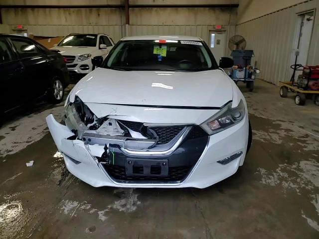 2017 Nissan Maxima - Image 10