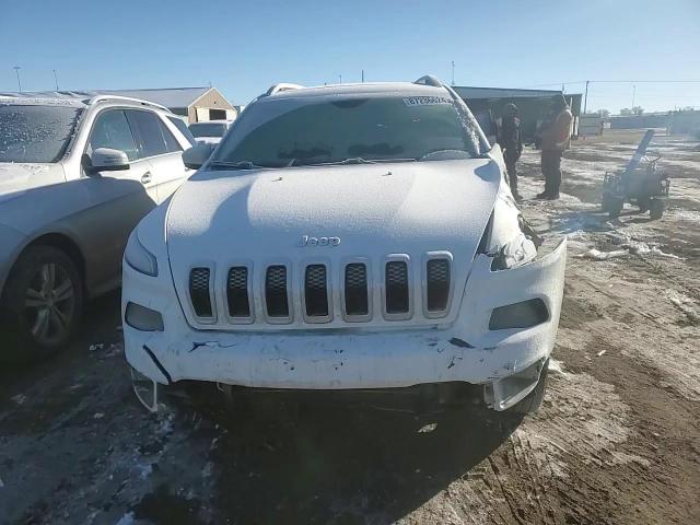 2017 Jeep Grand Cherokee - Image 12