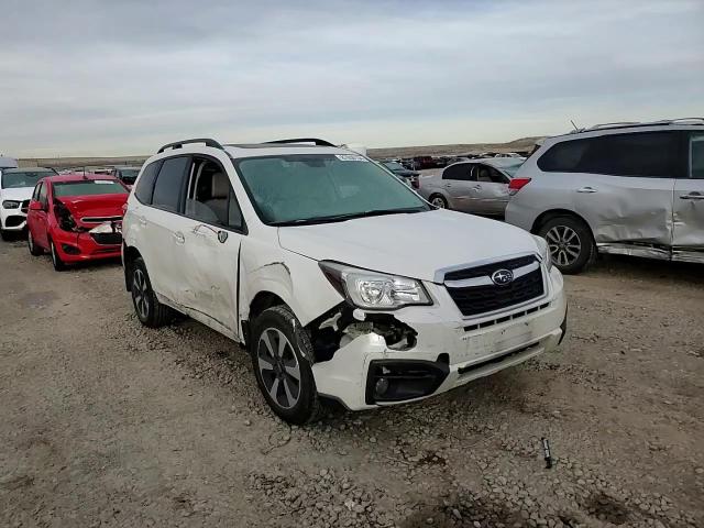 2017 Subaru Forester - Image 11